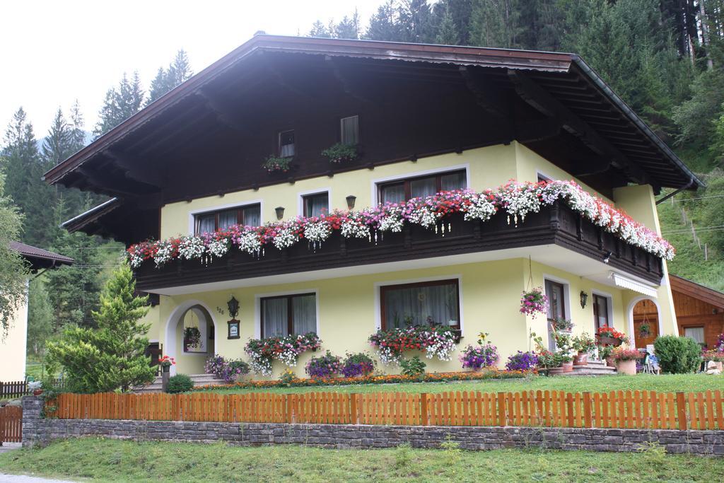 Schwarzenbacher Apartament